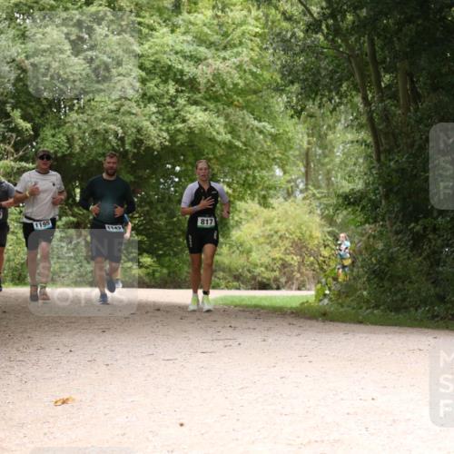 30.08.2026 - Elbe Triathlon Hamburg Antke Förster http://msf.ph/oto/10103245 30.08.2026 11:39:51 Laufen 1117, 1195, 1142, 817 meine-sportfotos.de