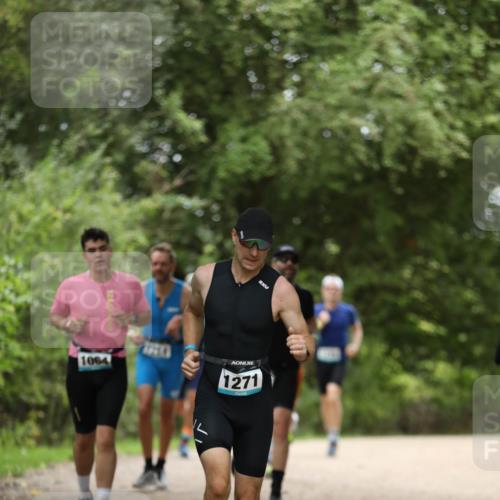 30.08.2026 - Elbe Triathlon Hamburg Antke Förster http://msf.ph/oto/10103250 30.08.2026 11:36:08 Laufen 1064, 2, 1271 meine-sportfotos.de