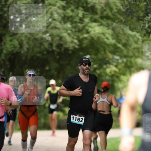 30.08.2026 - Elbe Triathlon Hamburg Antke Förster http://msf.ph/oto/10103258 30.08.2026 11:36:11 Laufen 1162 meine-sportfotos.de