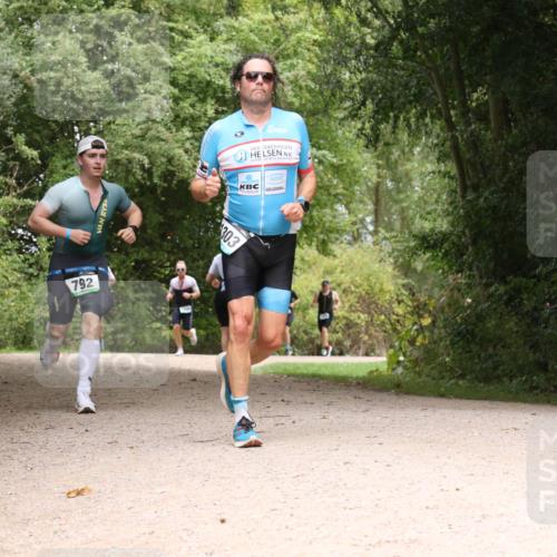 30.08.2026 - Elbe Triathlon Hamburg Antke Förster http://msf.ph/oto/10103285 30.08.2026 11:40:09 Laufen 792, 303 meine-sportfotos.de