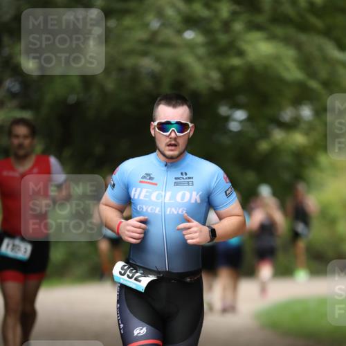 30.08.2026 - Elbe Triathlon Hamburg Antke Förster http://msf.ph/oto/10103288 30.08.2026 11:36:27 Laufen 992 meine-sportfotos.de