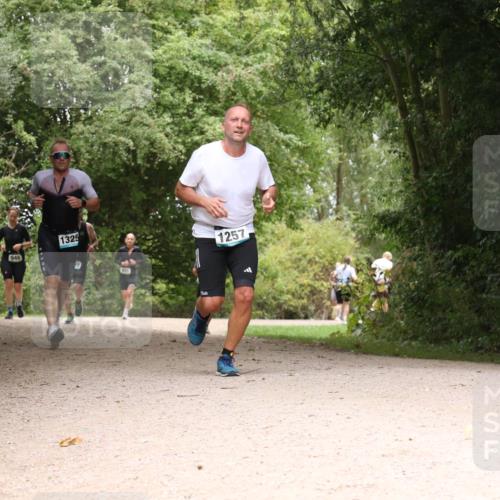 30.08.2026 - Elbe Triathlon Hamburg Antke Förster http://msf.ph/oto/10103297 30.08.2026 11:40:18 Laufen 946, 1325, 1257 meine-sportfotos.de