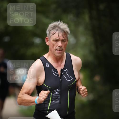 30.08.2026 - Elbe Triathlon Hamburg Antke Förster http://msf.ph/oto/10103318 30.08.2026 11:36:41 Laufen  meine-sportfotos.de