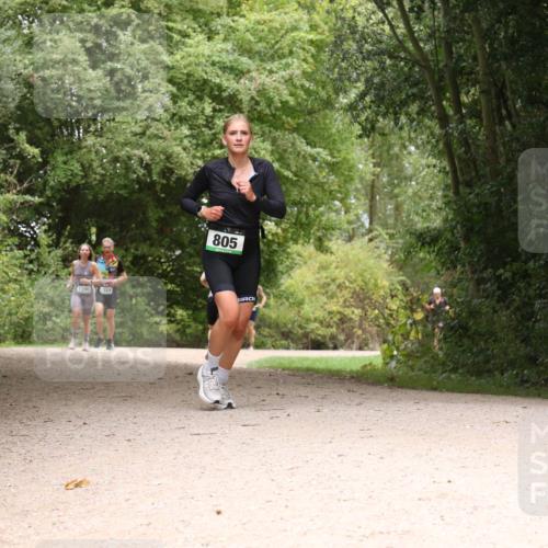 30.08.2026 - Elbe Triathlon Hamburg Antke Förster http://msf.ph/oto/10103321 30.08.2026 11:40:28 Laufen 805, 1390324 meine-sportfotos.de