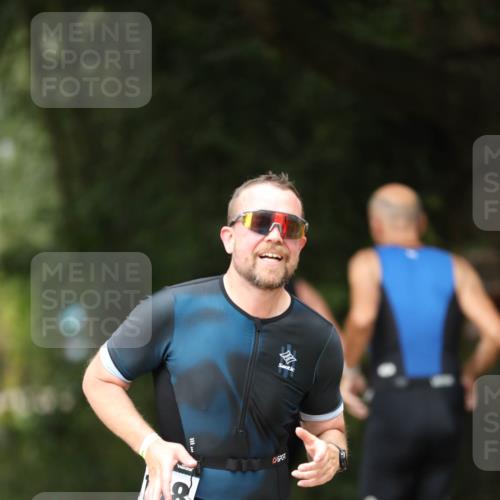 30.08.2026 - Elbe Triathlon Hamburg Antke Förster http://msf.ph/oto/10103334 30.08.2026 11:36:53 Laufen 18 meine-sportfotos.de