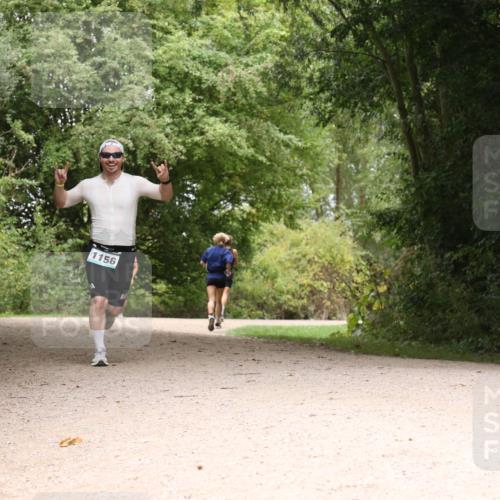 30.08.2026 - Elbe Triathlon Hamburg Antke Förster http://msf.ph/oto/10103375 30.08.2026 11:40:54 Laufen 1156 meine-sportfotos.de