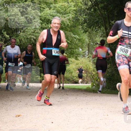 30.08.2026 - Elbe Triathlon Hamburg Antke Förster http://msf.ph/oto/10103411 30.08.2026 11:41:16 Laufen 1287, 1353, 1227, 1345, 908, 7001 meine-sportfotos.de