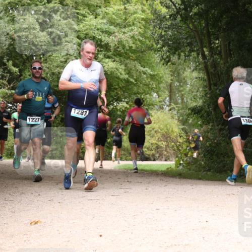 30.08.2026 - Elbe Triathlon Hamburg Antke Förster http://msf.ph/oto/10103417 30.08.2026 11:41:18 Laufen 3, 1227, 1287, 1366 meine-sportfotos.de