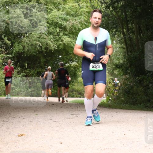 30.08.2026 - Elbe Triathlon Hamburg Antke Förster http://msf.ph/oto/10103443 30.08.2026 11:41:30 Laufen 1434, 553 meine-sportfotos.de