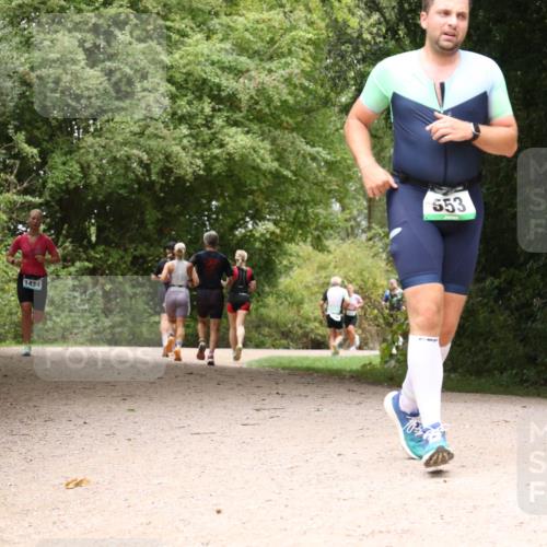 30.08.2026 - Elbe Triathlon Hamburg Antke Förster http://msf.ph/oto/10103445 30.08.2026 11:41:31 Laufen 1434, 553 meine-sportfotos.de