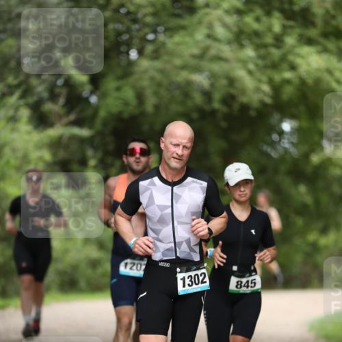 30.08.2026 - Elbe Triathlon Hamburg Antke Förster http://msf.ph/oto/10103468 30.08.2026 11:38:25 Laufen 1207, 1302, 845 meine-sportfotos.de