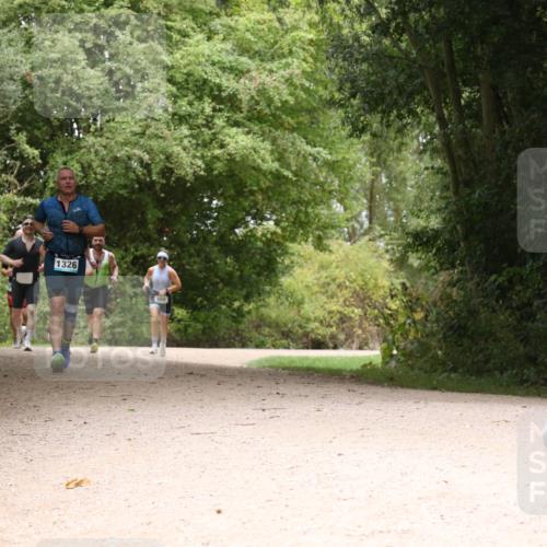 30.08.2026 - Elbe Triathlon Hamburg Antke Förster http://msf.ph/oto/10103493 30.08.2026 11:41:57 Laufen 1326, 2 meine-sportfotos.de