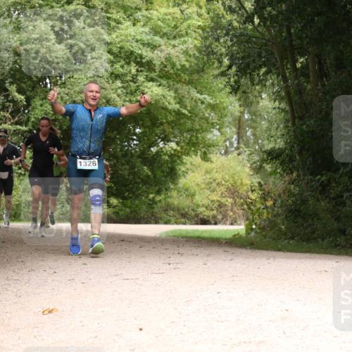 30.08.2026 - Elbe Triathlon Hamburg Antke Förster http://msf.ph/oto/10103495 30.08.2026 11:41:59 Laufen 10, 1326 meine-sportfotos.de