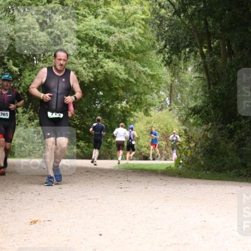 30.08.2026 - Elbe Triathlon Hamburg Antke Förster http://msf.ph/oto/10103545 30.08.2026 11:42:29 Laufen 1265 meine-sportfotos.de