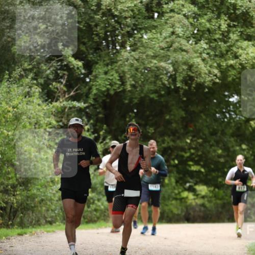 30.08.2026 - Elbe Triathlon Hamburg Antke Förster http://msf.ph/oto/10103546 30.08.2026 11:39:46 Laufen 1142, 817 meine-sportfotos.de