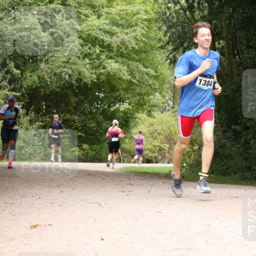30.08.2026 - Elbe Triathlon Hamburg Antke Förster http://msf.ph/oto/10103563 30.08.2026 11:42:41 Laufen 1384 meine-sportfotos.de