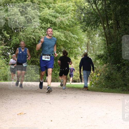 30.08.2026 - Elbe Triathlon Hamburg Antke Förster http://msf.ph/oto/10103589 30.08.2026 11:43:16 Laufen 873, 1248, 1338 meine-sportfotos.de