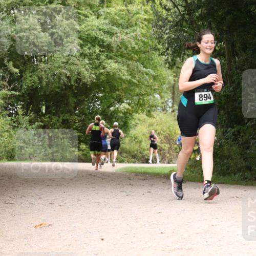 30.08.2026 - Elbe Triathlon Hamburg Antke Förster http://msf.ph/oto/10103657 30.08.2026 11:44:25 Laufen 894, 1910 meine-sportfotos.de