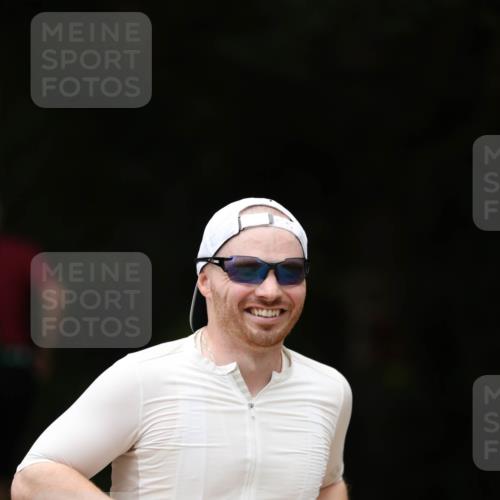 30.08.2026 - Elbe Triathlon Hamburg Antke Förster http://msf.ph/oto/10103692 30.08.2026 11:40:57 Laufen 1156 meine-sportfotos.de