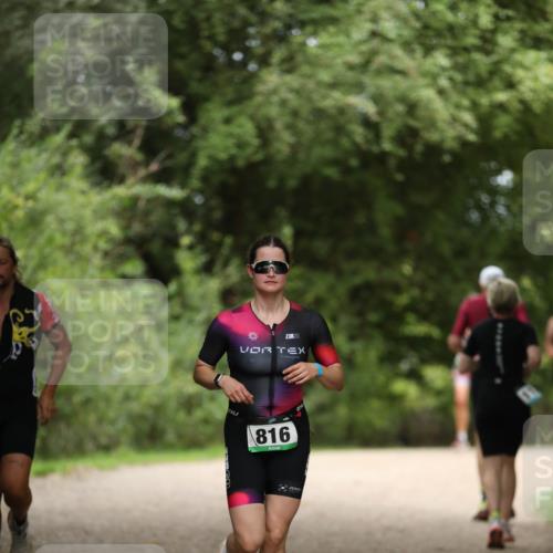 30.08.2026 - Elbe Triathlon Hamburg Antke Förster http://msf.ph/oto/10103694 30.08.2026 11:41:04 Laufen 3, 60, 816 meine-sportfotos.de