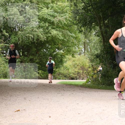 30.08.2026 - Elbe Triathlon Hamburg Antke Förster http://msf.ph/oto/10103707 30.08.2026 11:45:03 Laufen 626 meine-sportfotos.de