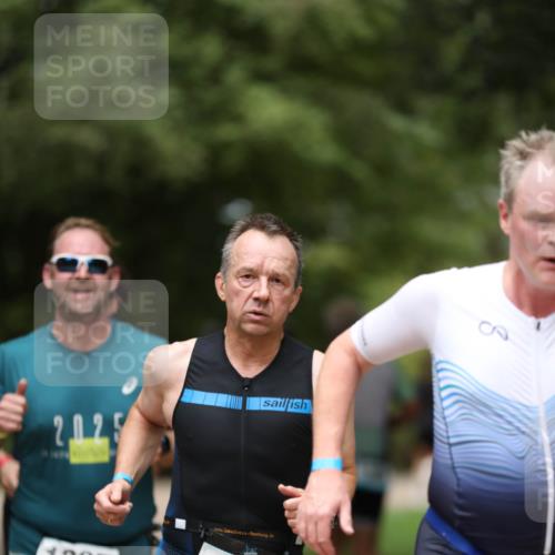 30.08.2026 - Elbe Triathlon Hamburg Antke Förster http://msf.ph/oto/10103730 30.08.2026 11:41:20 Laufen 2025, 1227, 1353, 1287 meine-sportfotos.de