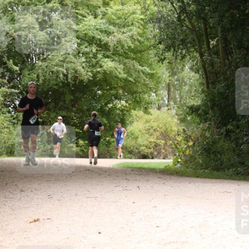 30.08.2026 - Elbe Triathlon Hamburg Antke Förster http://msf.ph/oto/10103741 30.08.2026 11:45:35 Laufen 793 meine-sportfotos.de