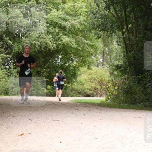 30.08.2026 - Elbe Triathlon Hamburg Antke Förster http://msf.ph/oto/10103743 30.08.2026 11:45:37 Laufen 793 meine-sportfotos.de