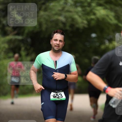 30.08.2026 - Elbe Triathlon Hamburg Antke Förster http://msf.ph/oto/10103748 30.08.2026 11:41:30 Laufen 553 meine-sportfotos.de