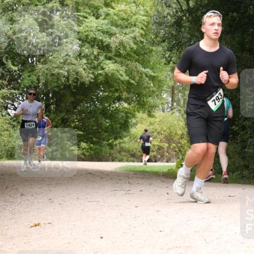 30.08.2026 - Elbe Triathlon Hamburg Antke Förster http://msf.ph/oto/10103751 30.08.2026 11:45:41 Laufen 1421, 793 meine-sportfotos.de