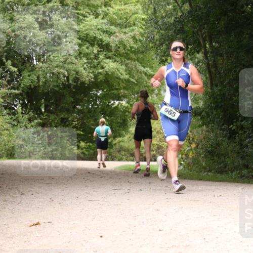 30.08.2026 - Elbe Triathlon Hamburg Antke Förster http://msf.ph/oto/10103763 30.08.2026 11:45:48 Laufen 965 meine-sportfotos.de