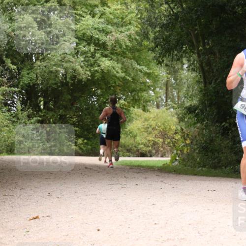 30.08.2026 - Elbe Triathlon Hamburg Antke Förster http://msf.ph/oto/10103765 30.08.2026 11:45:49 Laufen 965 meine-sportfotos.de