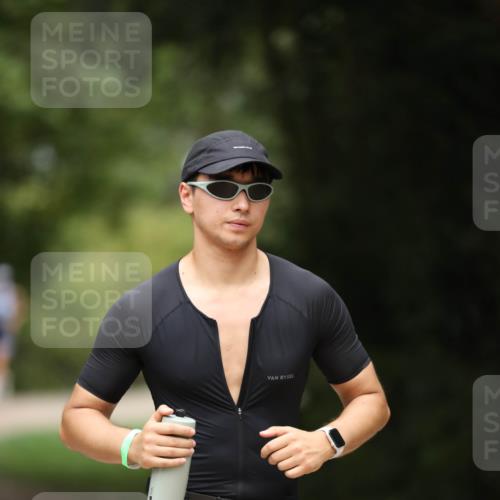 30.08.2026 - Elbe Triathlon Hamburg Antke Förster http://msf.ph/oto/10103790 30.08.2026 11:41:54 Laufen 395 meine-sportfotos.de