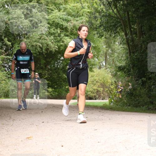 30.08.2026 - Elbe Triathlon Hamburg Antke Förster http://msf.ph/oto/10103835 30.08.2026 11:47:14 Laufen 1347 meine-sportfotos.de