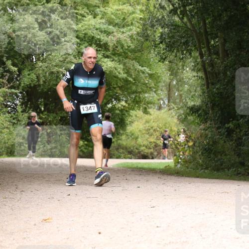 30.08.2026 - Elbe Triathlon Hamburg Antke Förster http://msf.ph/oto/10103839 30.08.2026 11:47:16 Laufen 1347 meine-sportfotos.de