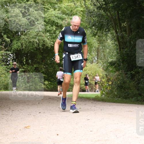 30.08.2026 - Elbe Triathlon Hamburg Antke Förster http://msf.ph/oto/10103841 30.08.2026 11:47:17 Laufen 1347 meine-sportfotos.de
