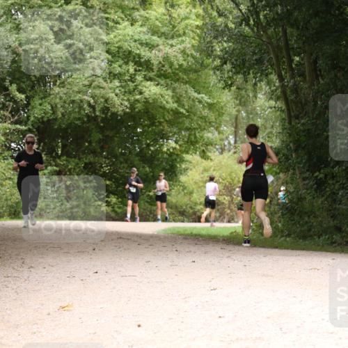 30.08.2026 - Elbe Triathlon Hamburg Antke Förster http://msf.ph/oto/10103849 30.08.2026 11:47:20 Laufen  meine-sportfotos.de