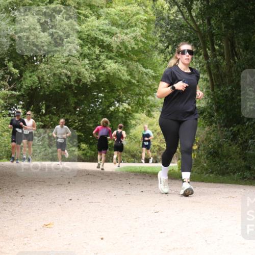 30.08.2026 - Elbe Triathlon Hamburg Antke Förster http://msf.ph/oto/10103853 30.08.2026 11:47:26 Laufen 1412 meine-sportfotos.de