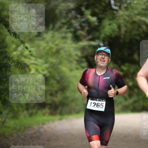 30.08.2026 - Elbe Triathlon Hamburg Antke Förster http://msf.ph/oto/10103856 30.08.2026 11:42:32 Laufen 1265 meine-sportfotos.de