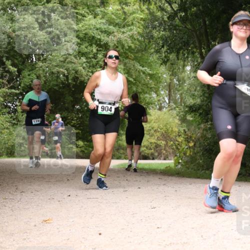 30.08.2026 - Elbe Triathlon Hamburg Antke Förster http://msf.ph/oto/10103867 30.08.2026 11:47:38 Laufen 1282, 904, 5 meine-sportfotos.de