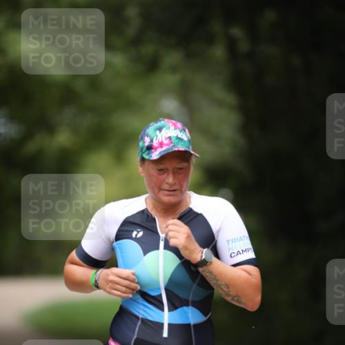 30.08.2026 - Elbe Triathlon Hamburg Antke Förster http://msf.ph/oto/10103878 30.08.2026 11:42:47 Laufen  meine-sportfotos.de
