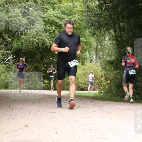 30.08.2026 - Elbe Triathlon Hamburg Antke Förster http://msf.ph/oto/10103899 30.08.2026 11:47:52 Laufen 1270, 1654 meine-sportfotos.de