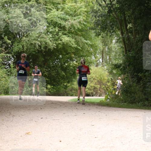30.08.2026 - Elbe Triathlon Hamburg Antke Förster http://msf.ph/oto/10103905 30.08.2026 11:47:54 Laufen 958, 1974, 1654, 15 meine-sportfotos.de