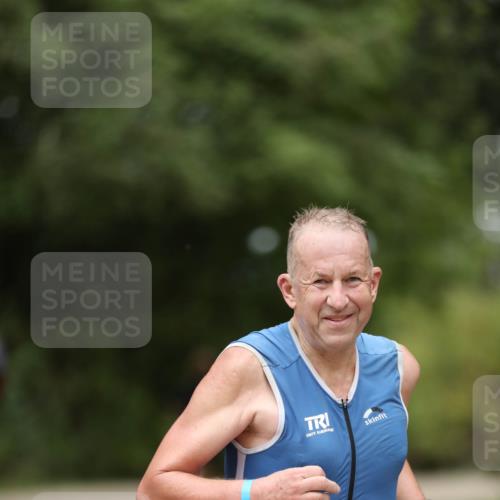 30.08.2026 - Elbe Triathlon Hamburg Antke Förster http://msf.ph/oto/10103910 30.08.2026 11:43:20 Laufen 1338 meine-sportfotos.de