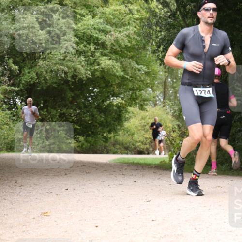 30.08.2026 - Elbe Triathlon Hamburg Antke Förster http://msf.ph/oto/10103923 30.08.2026 11:48:07 Laufen 1274 meine-sportfotos.de
