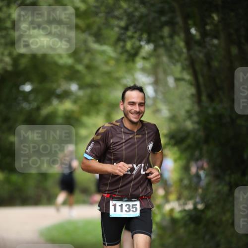30.08.2026 - Elbe Triathlon Hamburg Antke Förster http://msf.ph/oto/10103932 30.08.2026 11:43:44 Laufen 1135 meine-sportfotos.de