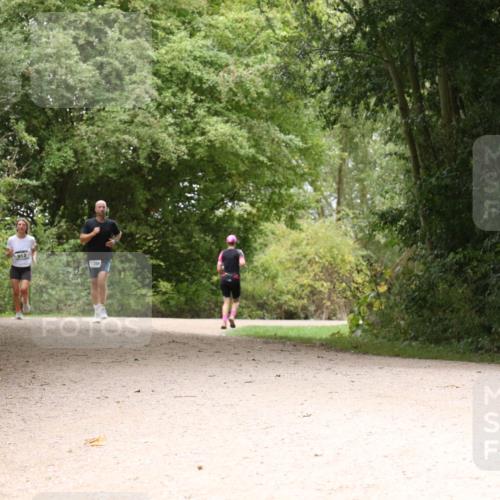 30.08.2026 - Elbe Triathlon Hamburg Antke Förster http://msf.ph/oto/10103935 30.08.2026 11:48:14 Laufen 912, 1288 meine-sportfotos.de