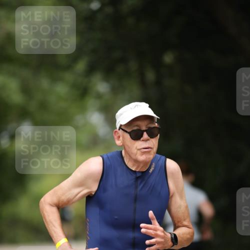 30.08.2026 - Elbe Triathlon Hamburg Antke Förster http://msf.ph/oto/10103940 30.08.2026 11:43:48 Laufen 88 meine-sportfotos.de