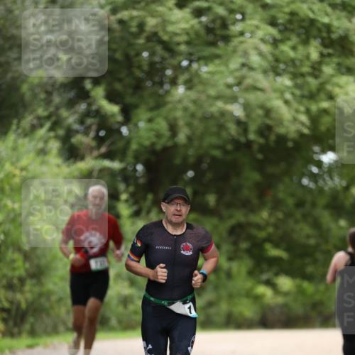 30.08.2026 - Elbe Triathlon Hamburg Antke Förster http://msf.ph/oto/10103944 30.08.2026 11:44:04 Laufen 1 meine-sportfotos.de