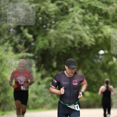 30.08.2026 - Elbe Triathlon Hamburg Antke Förster http://msf.ph/oto/10103946 30.08.2026 11:44:05 Laufen 11 meine-sportfotos.de
